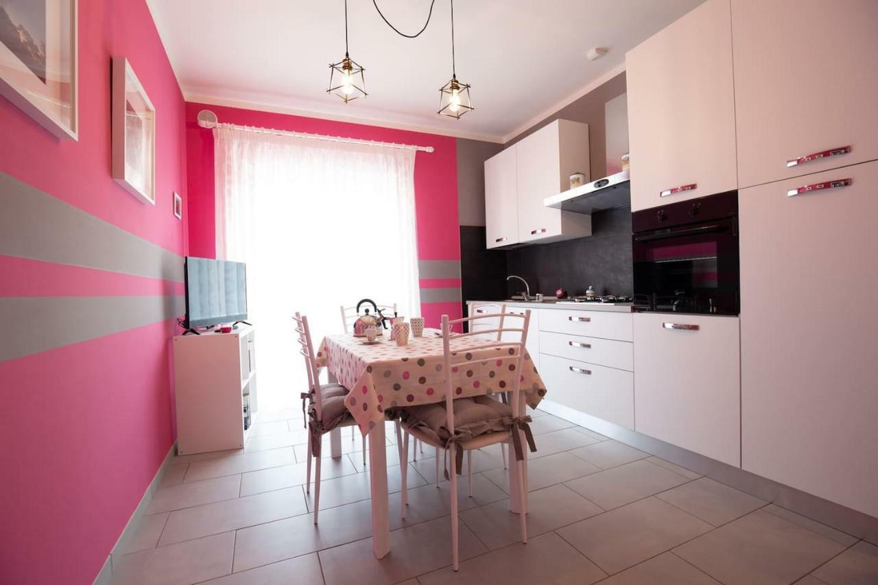 Il Sopracciglio Suites - Pink Apartment Кассино Экстерьер фото